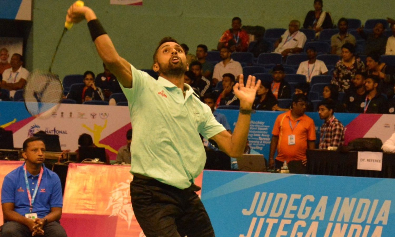 You are currently viewing Badminton star HS Prannoy returns to court with a victory