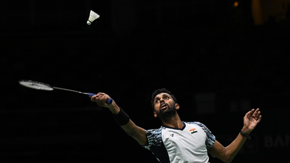 You are currently viewing World Championships: HS Prannoy, Satwik-Chirag Duo In Quarterfinals, Treesa-Gayatri Bow Out