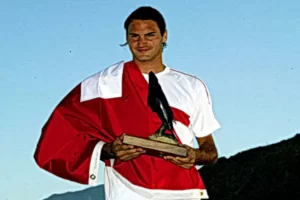 Read more about the article Roger Federer wins first desert title