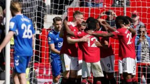Read more about the article Manchester United Sink Everton, Bournemouth Win at Leicester, West Ham Beat Fulham