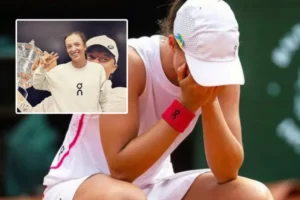 Read more about the article Iga Swiatek says she’s overwhelmed after Roland Garros capture